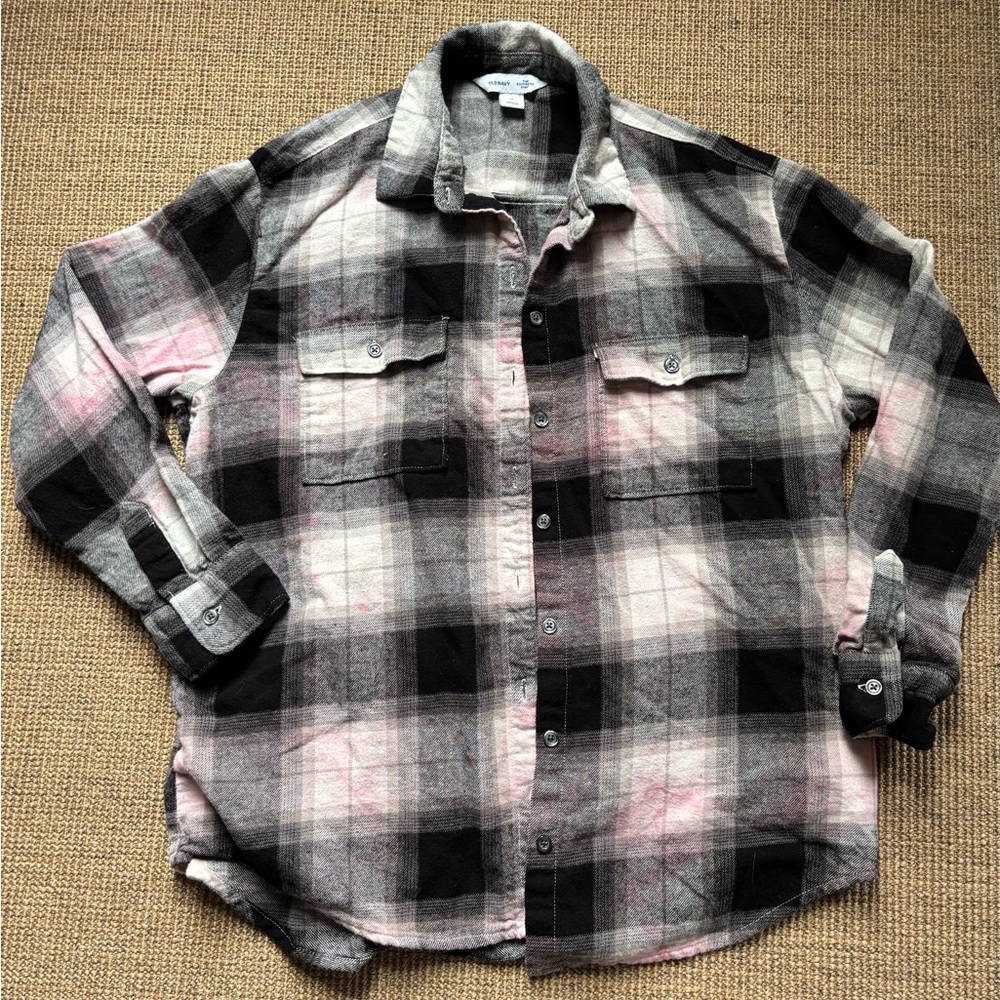 Old Navy Women’s Plaid Flannel Shirt Size Medium